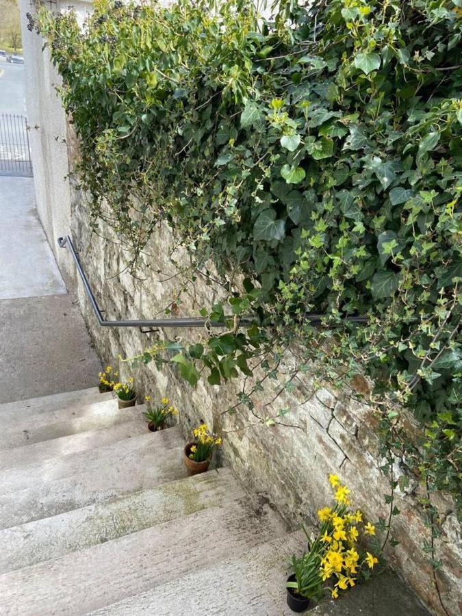 Town House In Ideal Location Central Enniskillen Exterior foto